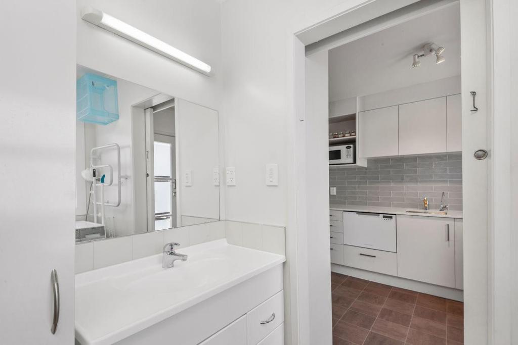 Central Stay - Taupo Flat Εξωτερικό φωτογραφία
