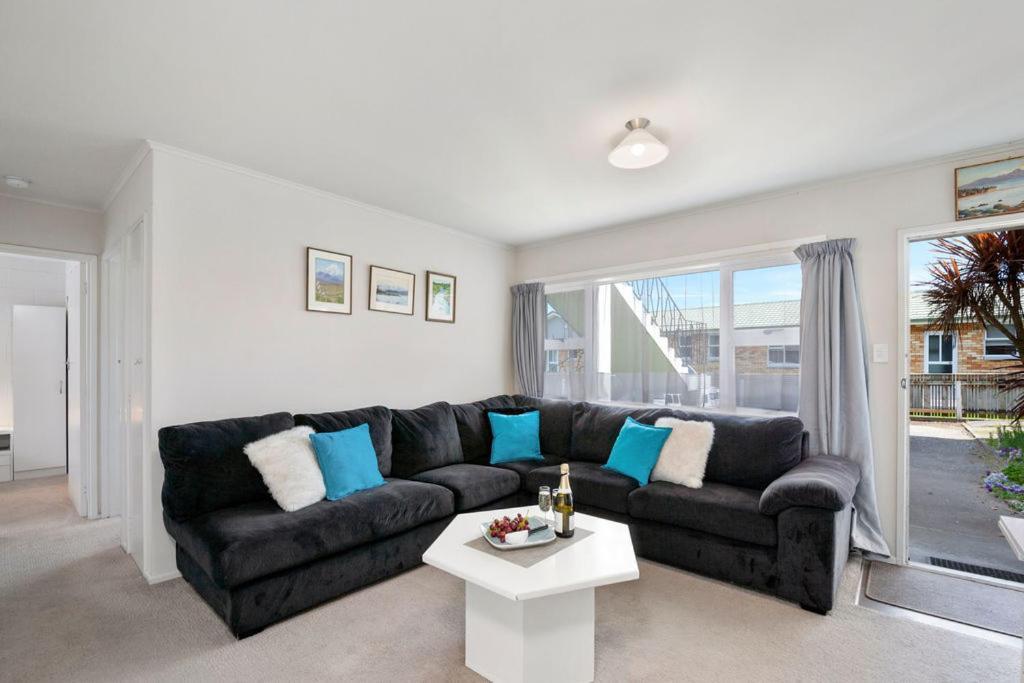 Central Stay - Taupo Flat Εξωτερικό φωτογραφία